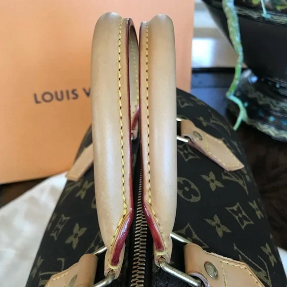 Exquisite Louis Vuitton Speedy 30 - Picture 10 of 17